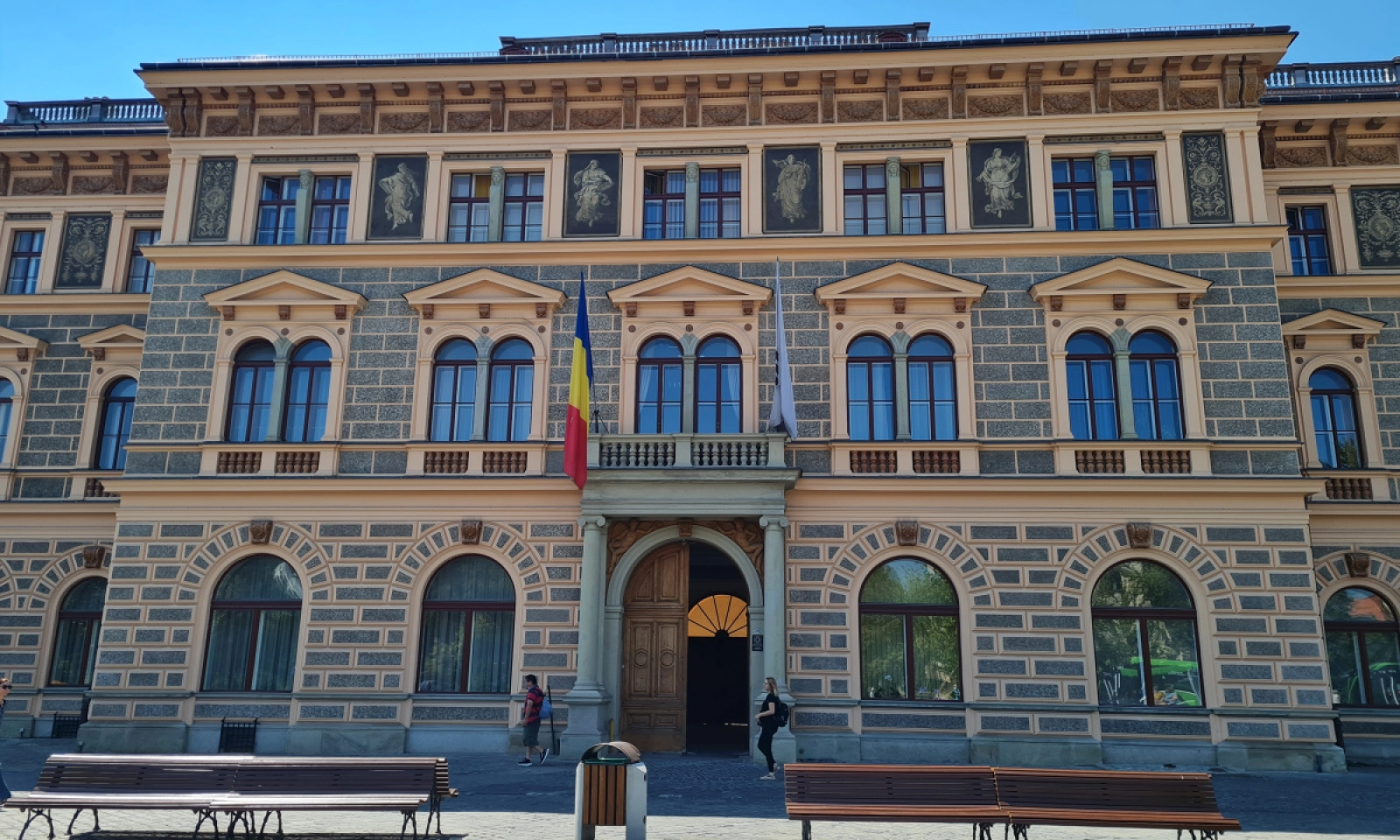 Universitatea Transylvania Brasov