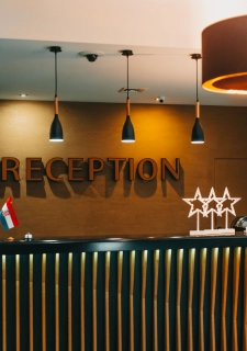 Recepciós – Poet by Petry Estate Winery